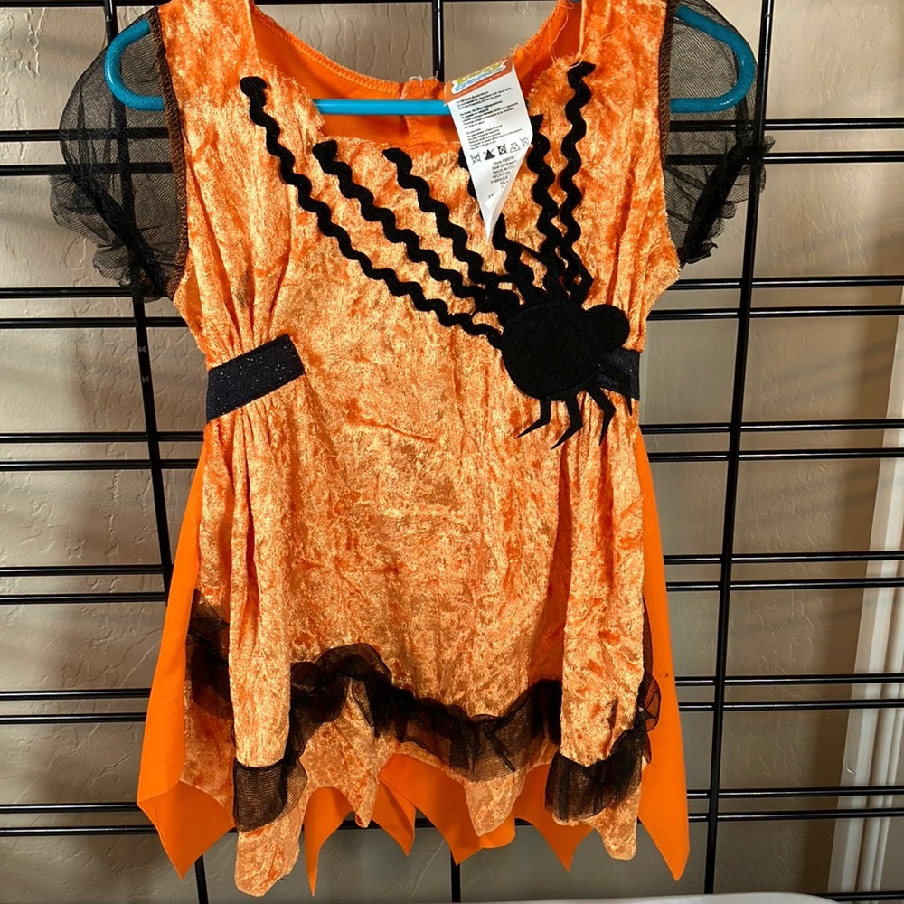 *Final Sale Good TINY TREATS 12-18 Mo Spider or Witch Costume Black Hatbto Match